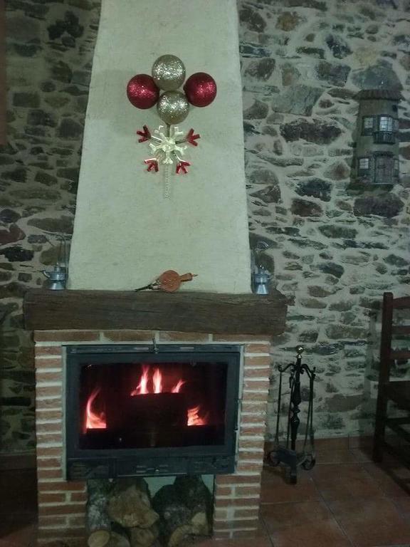 منزل الضيف Grisuela  في Casa Abuela ★★★ المظهر الخارجي الصورة