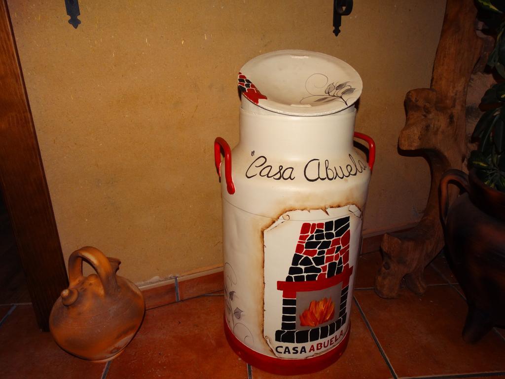 منزل الضيف Grisuela  في Casa Abuela ★★★ المظهر الخارجي الصورة